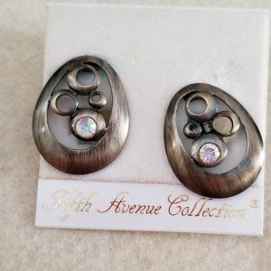 $5/$25  Women's clip on earrings